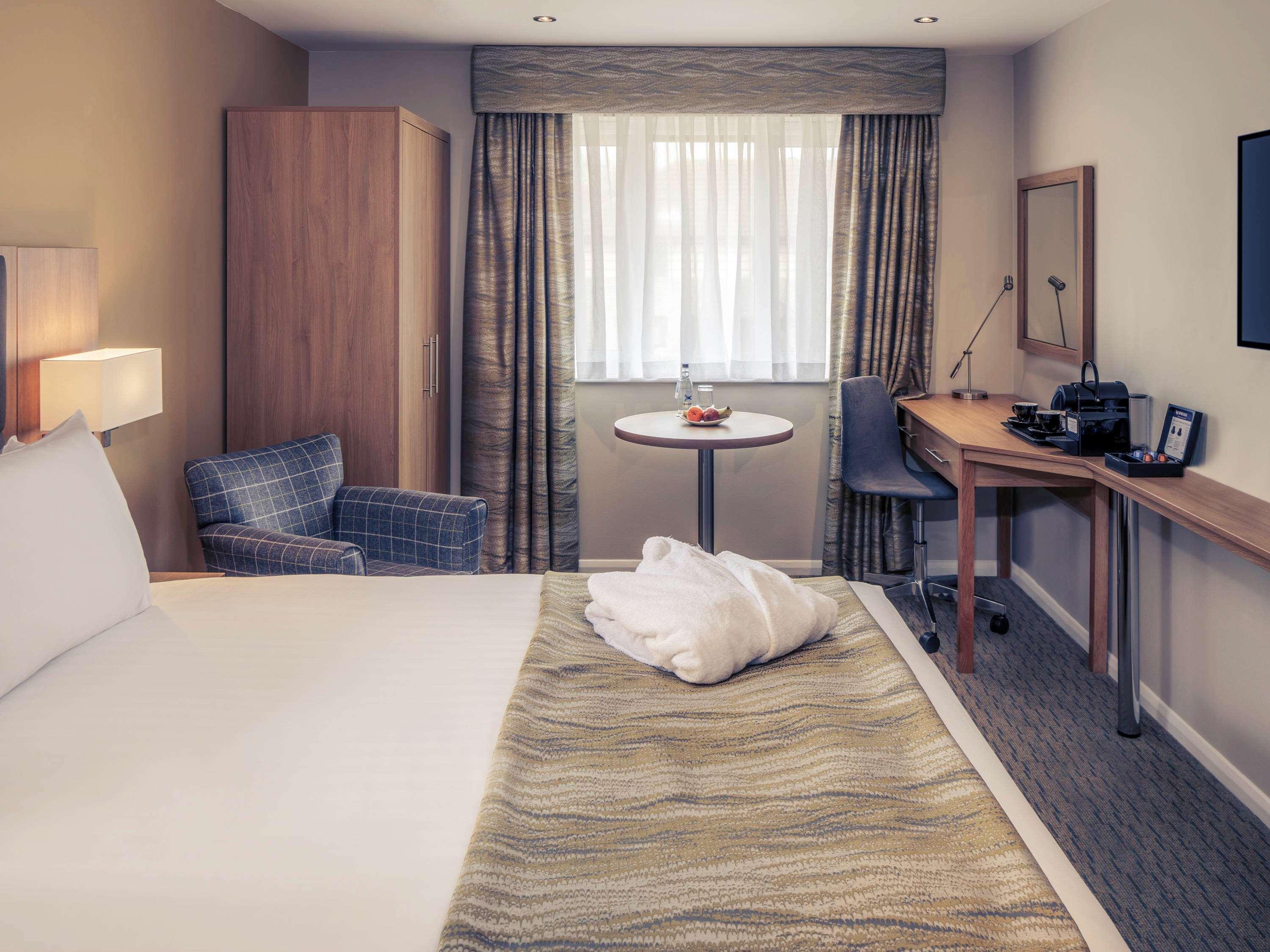 Mercure Hatfield Oak Hotel Екстер'єр фото