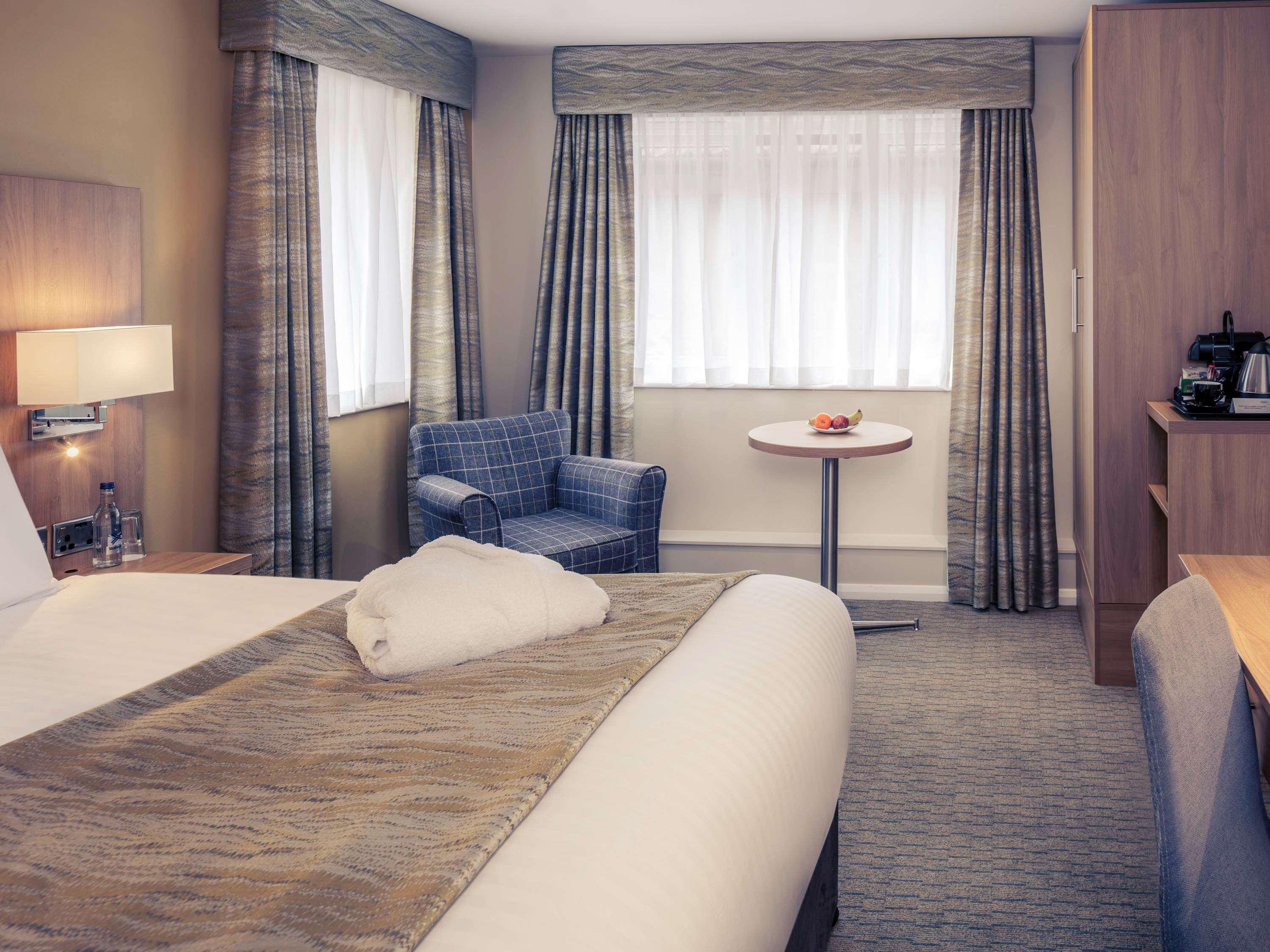 Mercure Hatfield Oak Hotel Екстер'єр фото