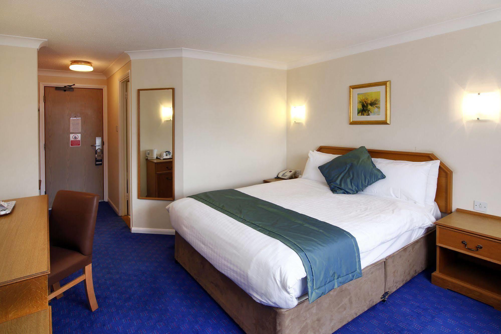 Mercure Hatfield Oak Hotel Екстер'єр фото