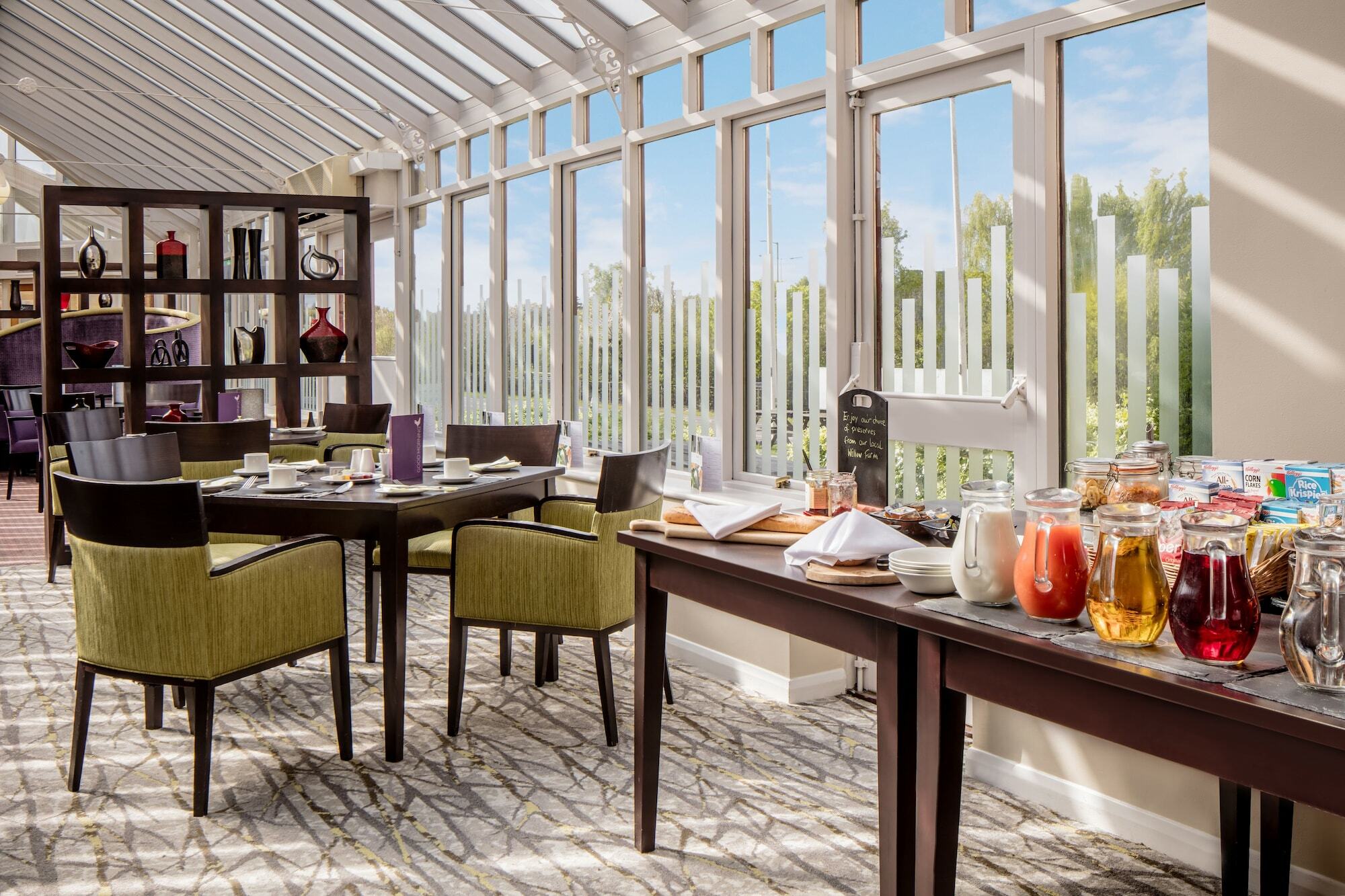Mercure Hatfield Oak Hotel Екстер'єр фото